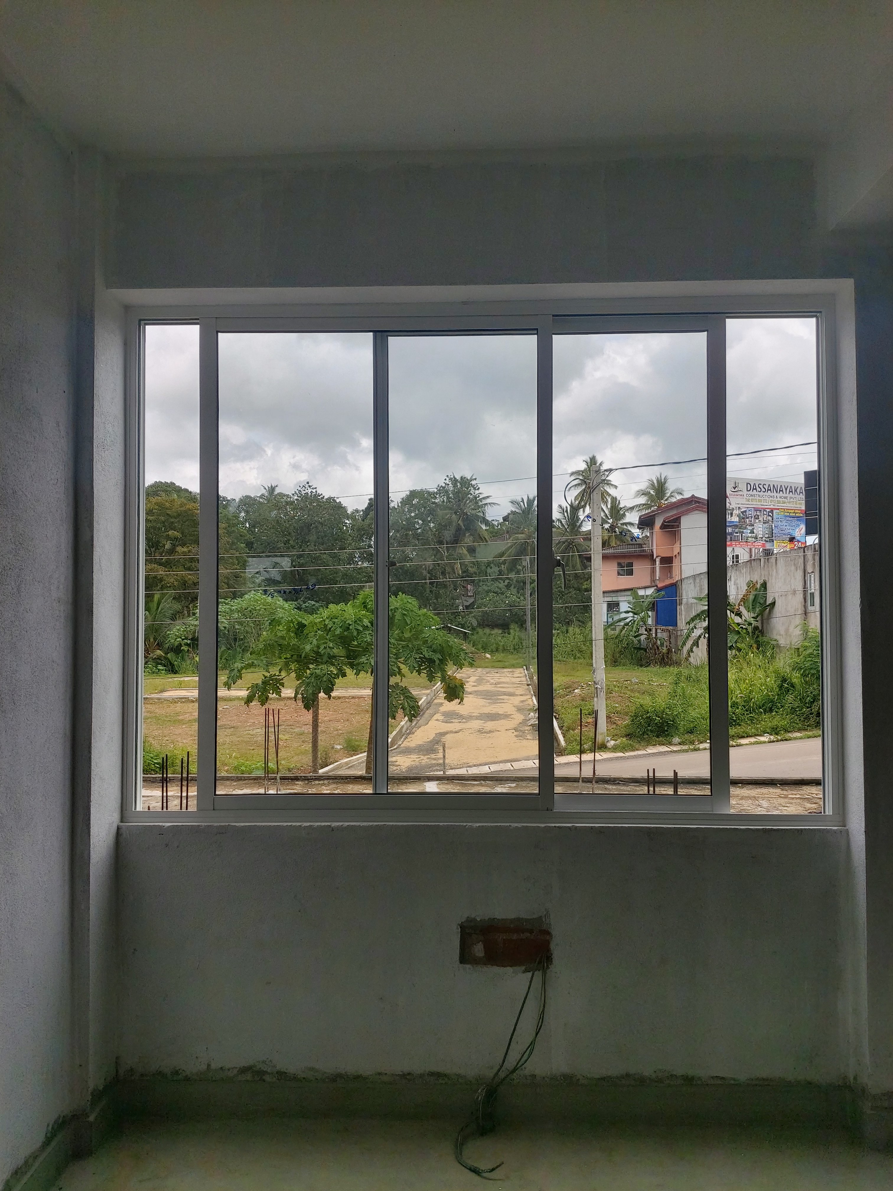 Sliding Windows (R) (P03) photo 2