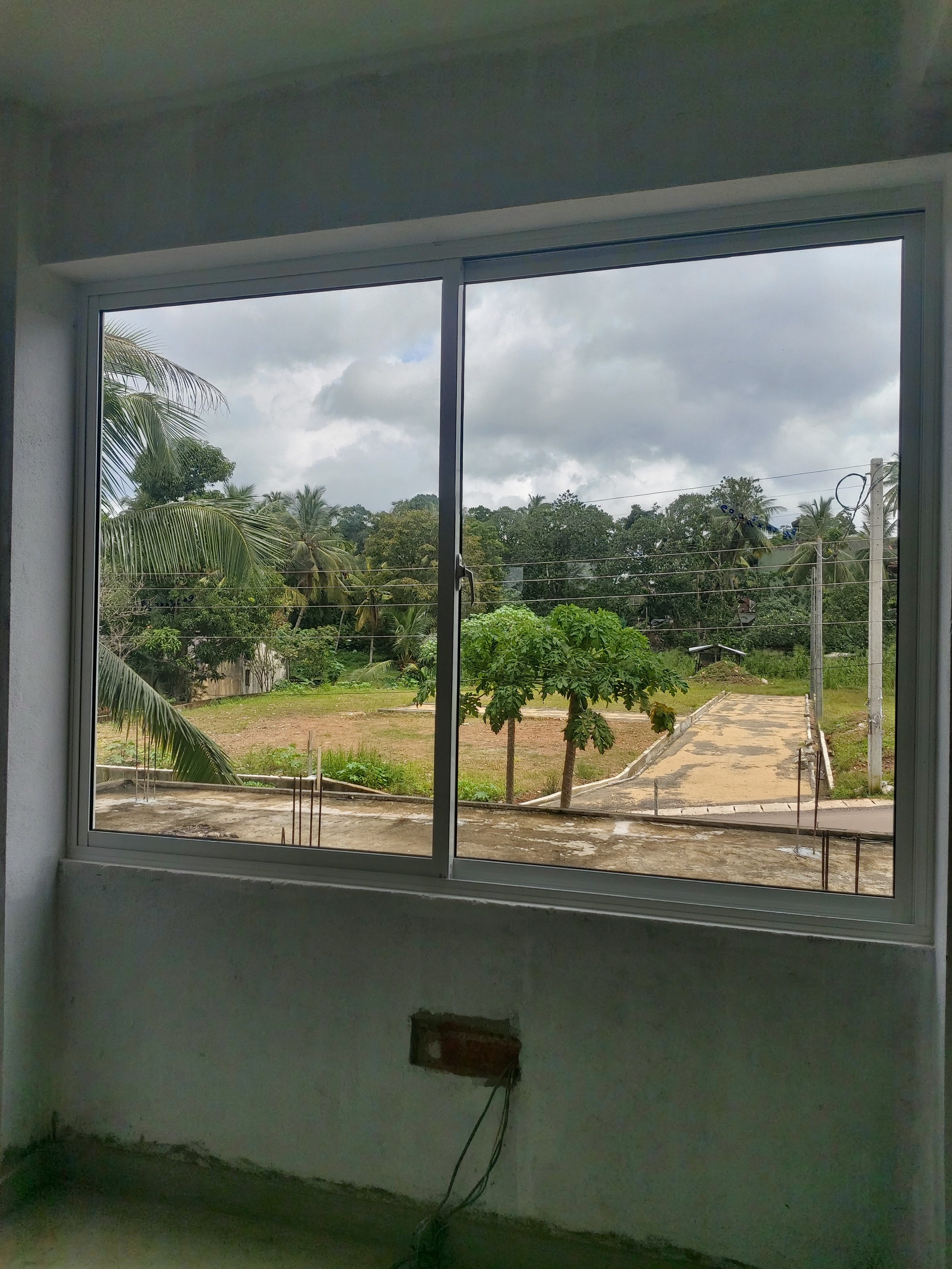 Sliding Windows (R) (P03) photo 3