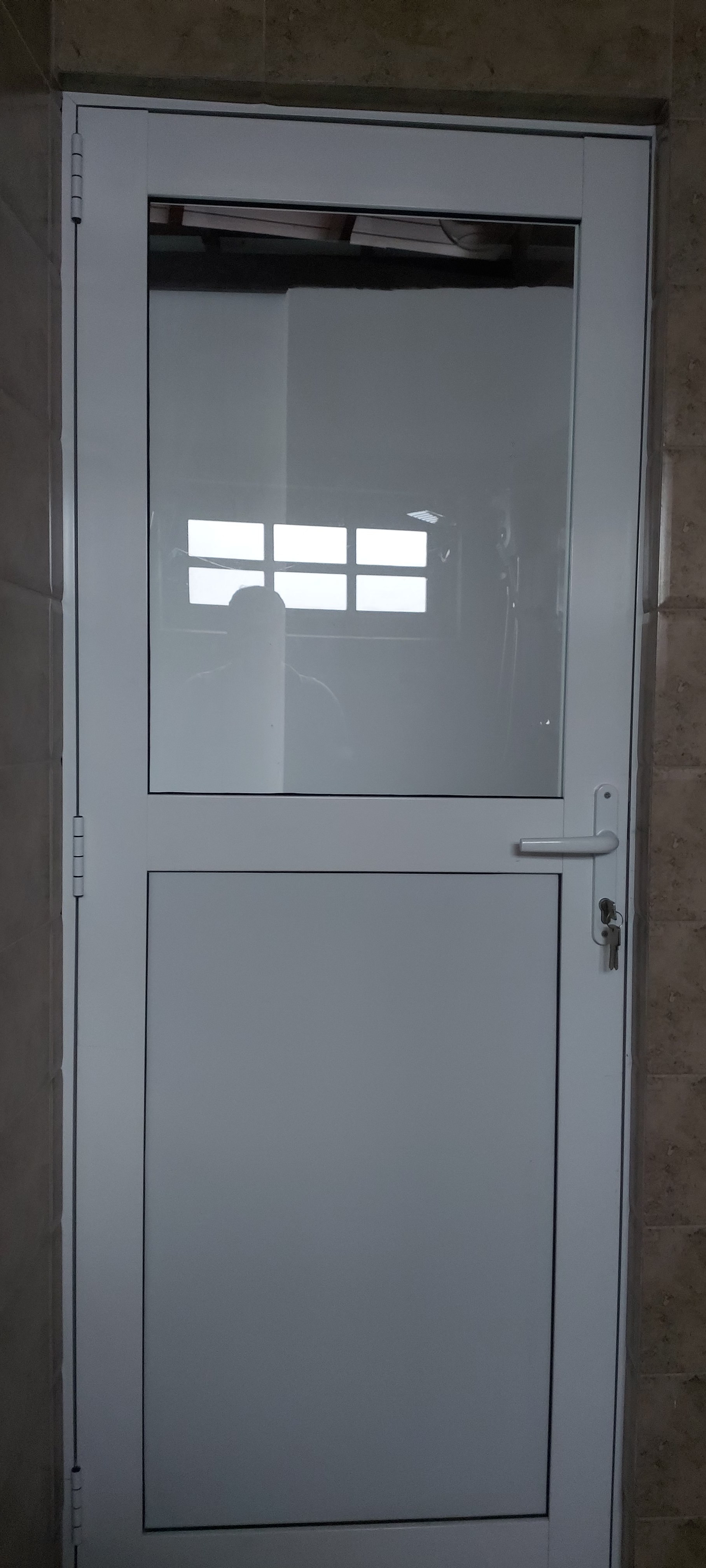 Bathroom Door (R) (P01) photo 11