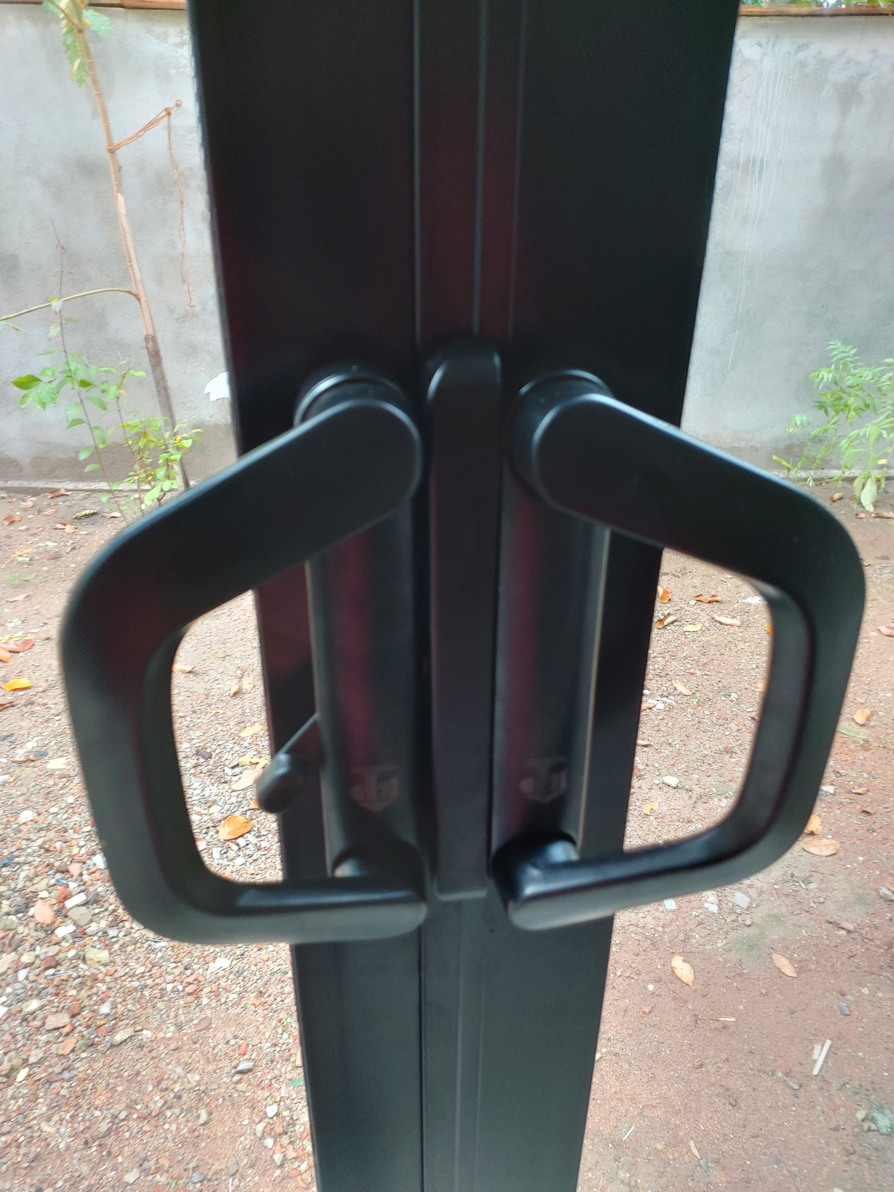 Com Doors (R) (P02) photo 2
