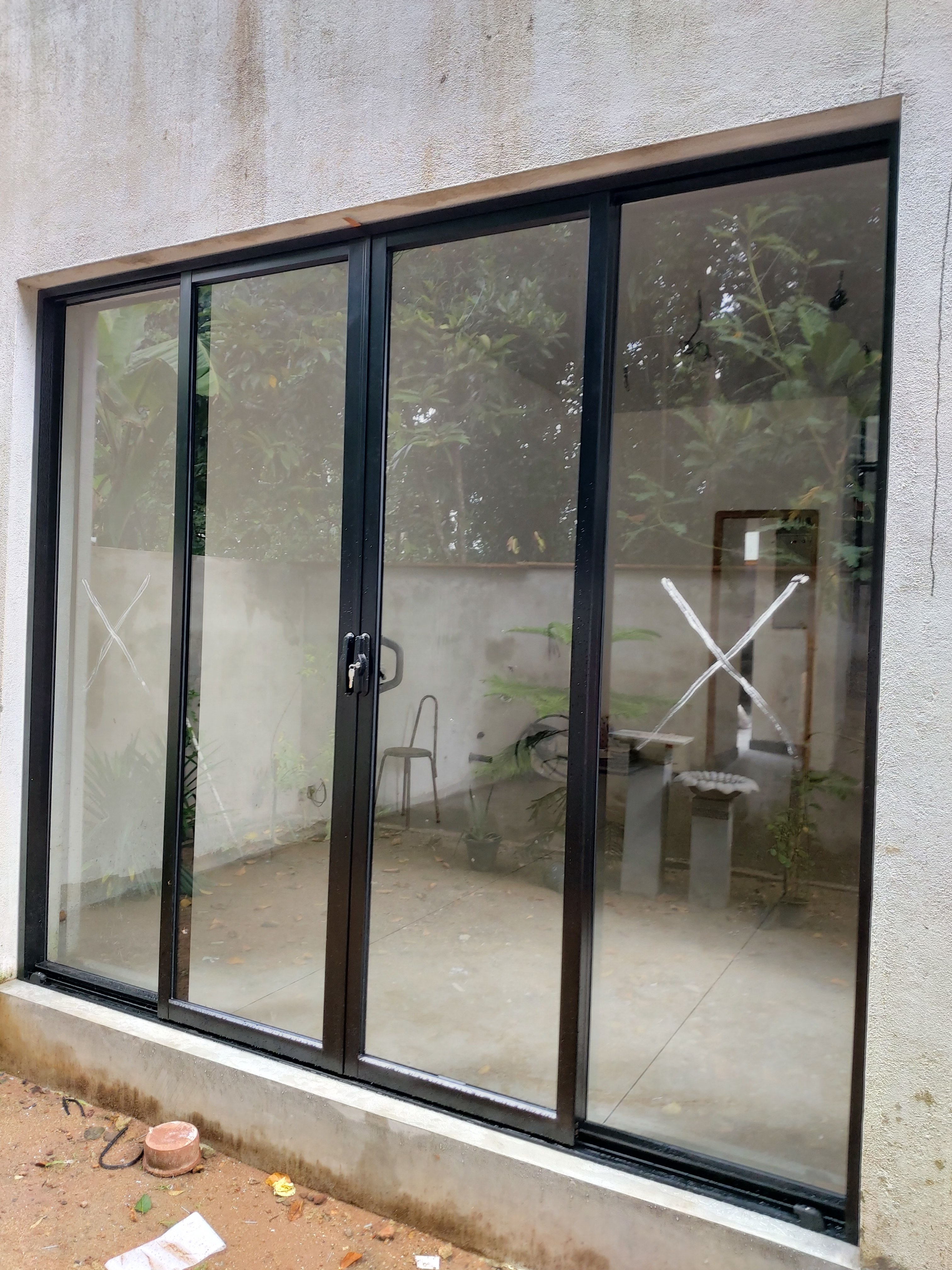 Com Doors (R) (P02) photo 3