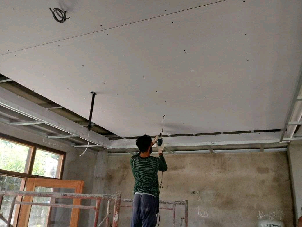 Gypsum Board Ceiling (R) (P01) photo 4